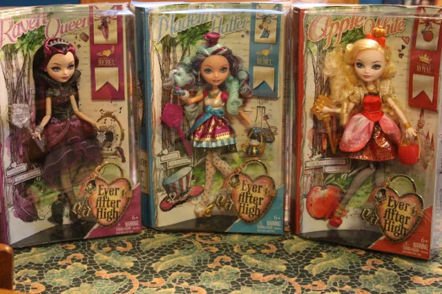 The Barbie Blog: My Ever After High Comic!