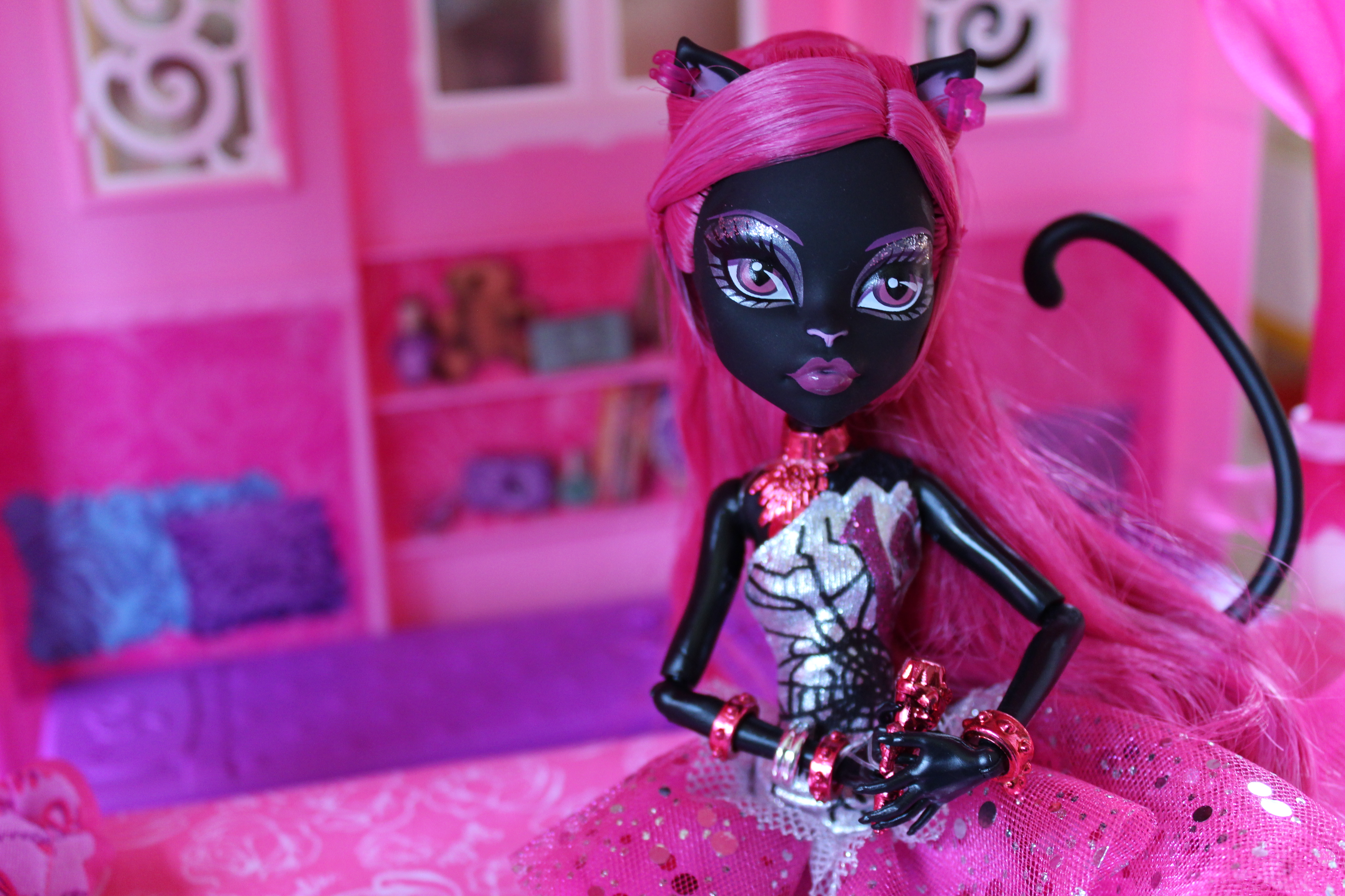 kitty noir monster high doll